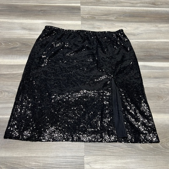 🇺🇸 Joe fresh sequence black skirt size 1X- 2X - Picture 3 of 7